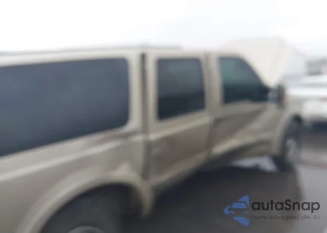 2004 Ford Excursion Limited из США, поврежденный, VIN 1FMSU43P94EA89469